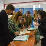 CÓMO SE GESTÓ LA REGULARIZACIÓN DOMINIAL: HOY 40 FAMILIAS DE VILLA DIAMANTE FIRMARON LA PRIMERA ESCRITURA DE SU CASA
