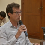 PACHO CRUZÓ A BUCCA POR LA INCONCLUSA OBRA DE 240 VIVIENDAS DEL PLAN PROCREAR