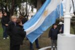 EL MUNICIPIO CONMEMORÓ EL DÍA DE LA BANDERA CON IZAMIENTOS PATRIOS EN EL MÁSTIL CENTRAL Y PLAZA BELGRANO