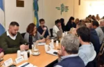 TRAS LA ACEPTACIÓN DE LA MAYORÍA DE LOS GREMIOS, LA PROVINCIA ACORDÓ UN AUMENTO ESCALONADO DEL 7% PARA LOS DOCENTES