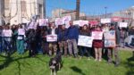 “CON EL DOBLE DE CASTRACIONES DE LAS DE HOY Y CON ADOPCIONES, EN UN AÑO SE SOLUCIONA ESTO”